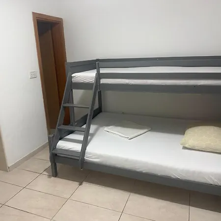 Apartment Sanja 2 *